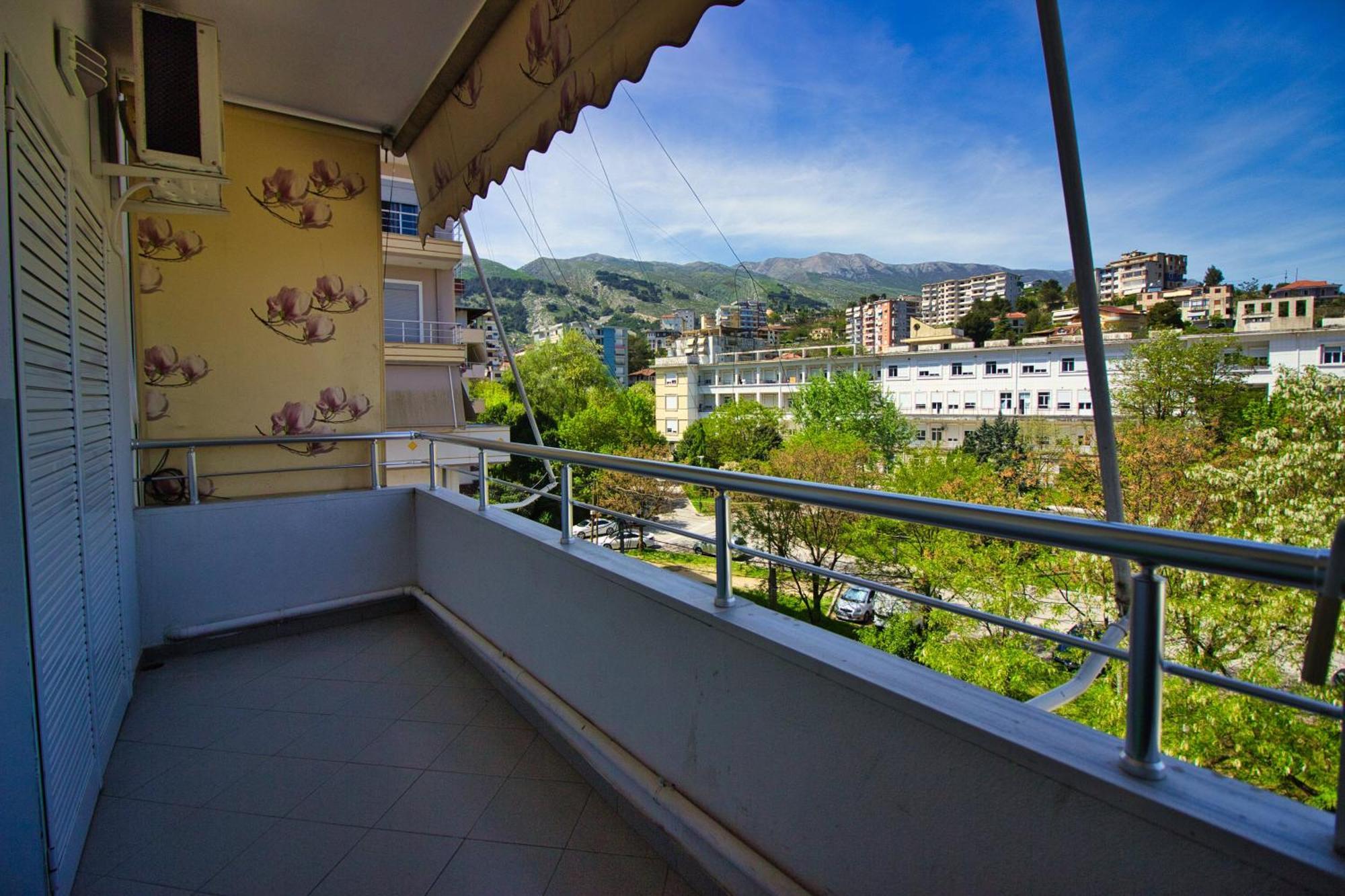 Apartament Duzgo Гирокастра Экстерьер фото